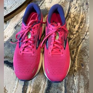 Brooks Women's Pink Ghost 14 Athletic Shoes